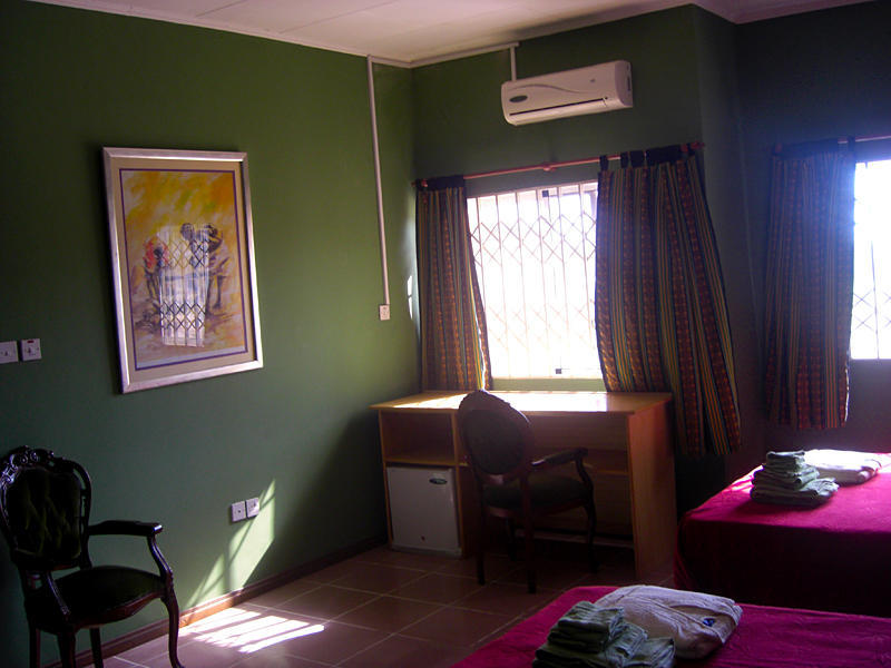 Jamaica Inn Guest House Botianaw Номер фото